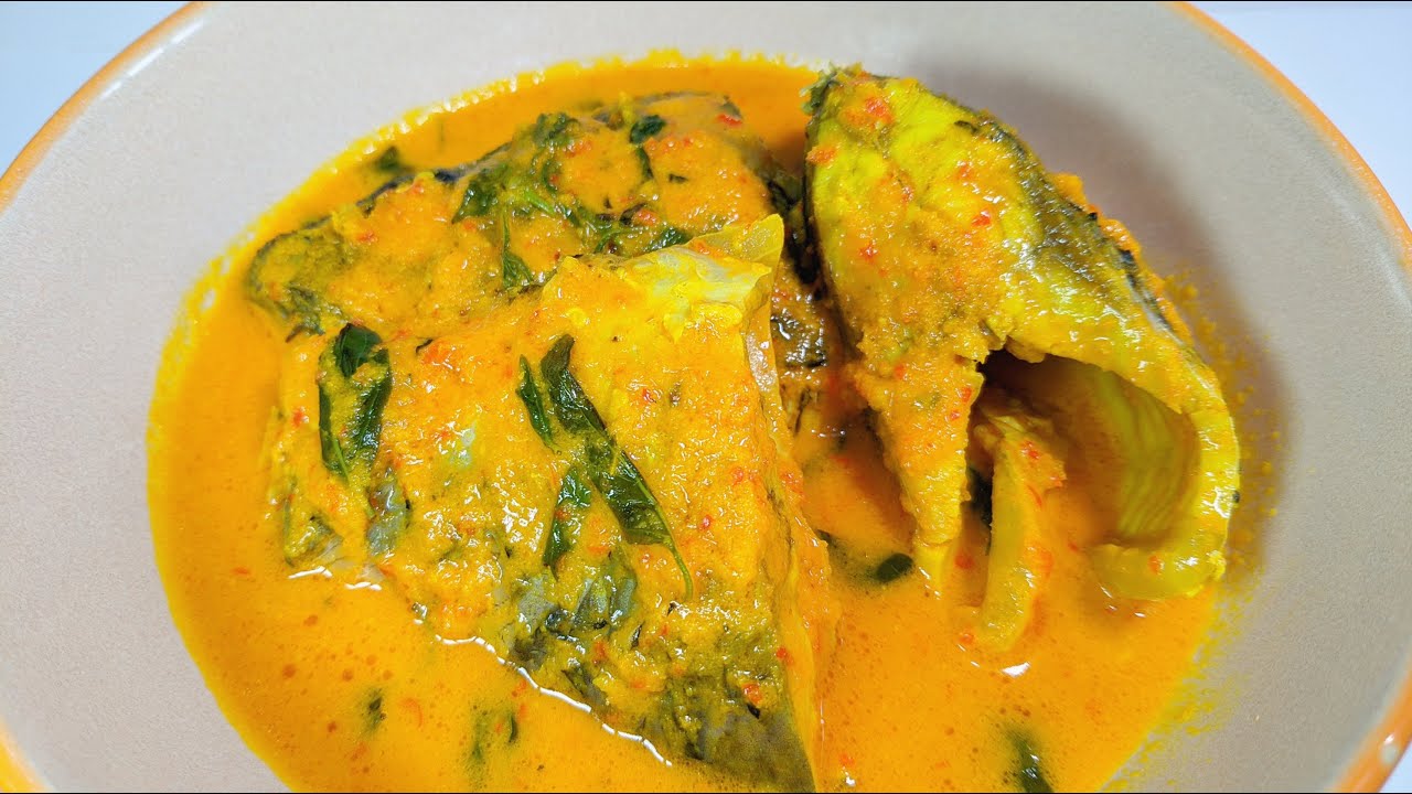 Gulai Ikan Mas Khas Padang